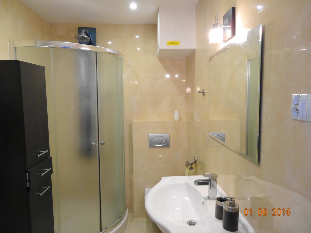 Apartament Krysztalowy Krynica Zdroj Bagian luar foto